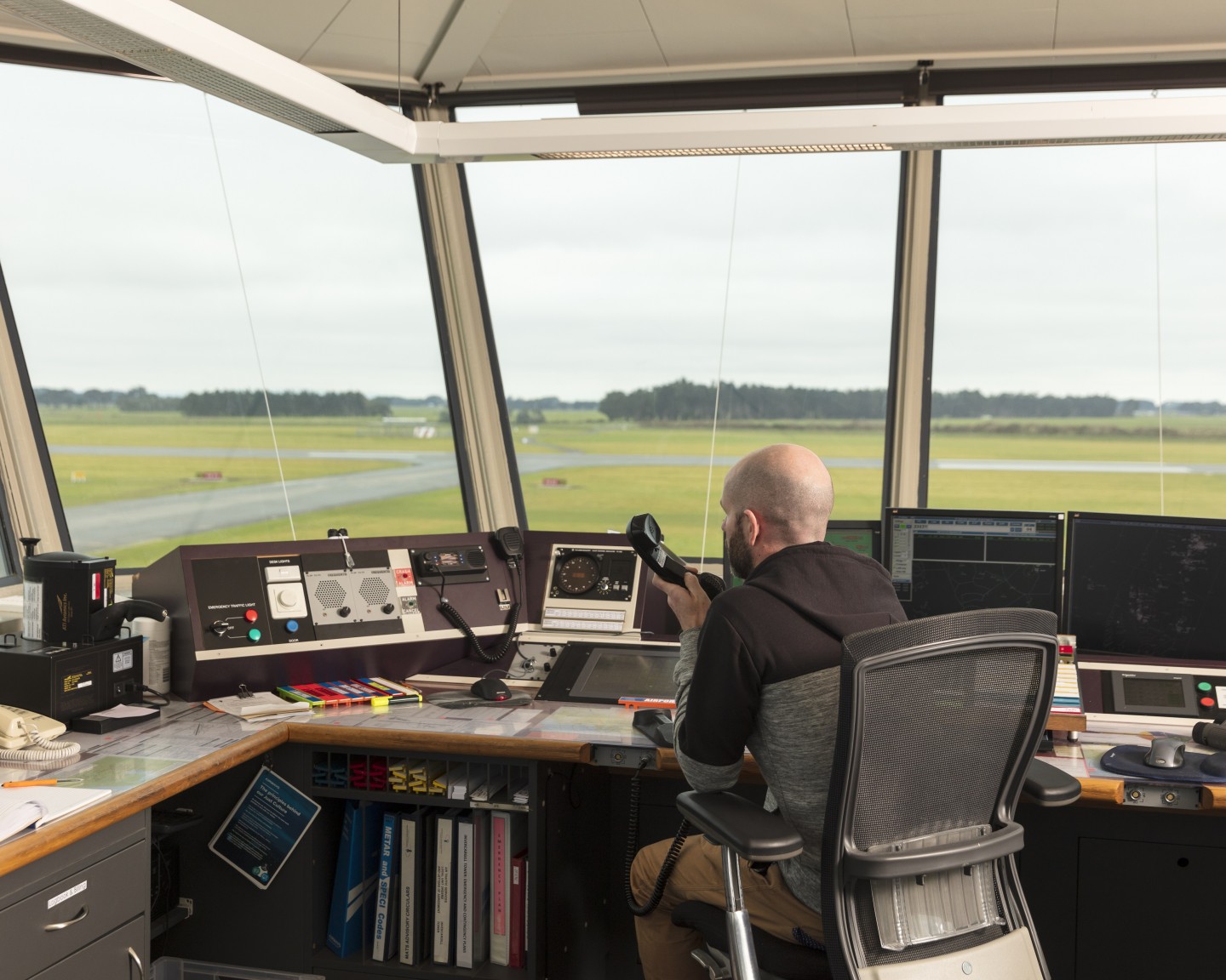 Air traffic controller Invercargill tower